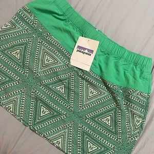 New Patagonia Baggies Skirt large NWT